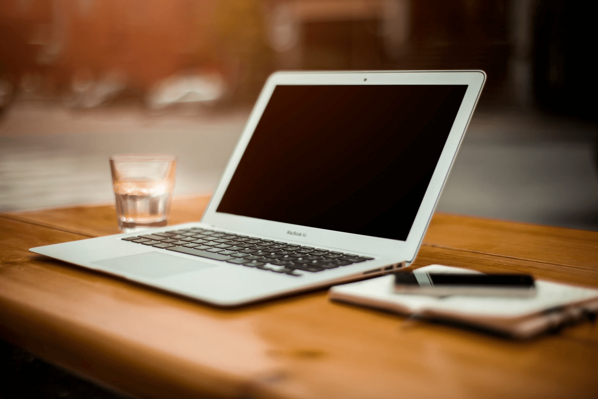 How to Increase Debt Collection Rates with AI: Comparing AI and Traditional Agencies